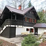 Aria Sviscaki
